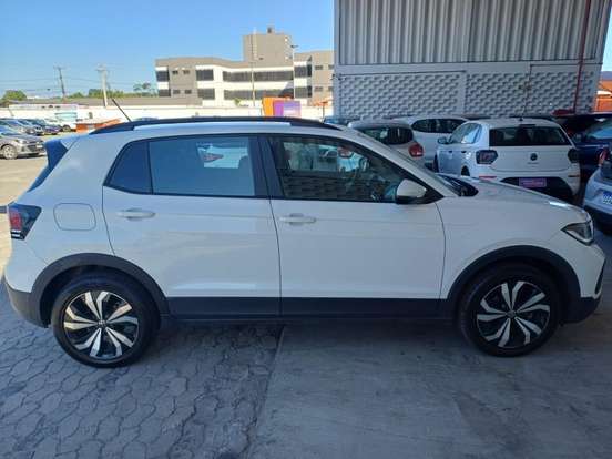 VOLKSWAGEN-T-CROSS-2025