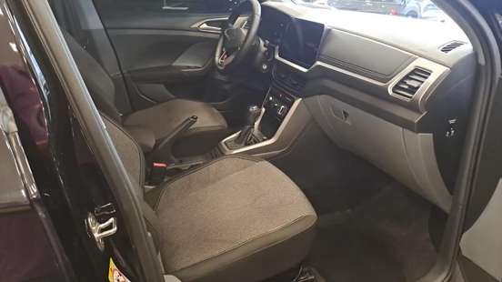 VOLKSWAGEN-T-CROSS-2025