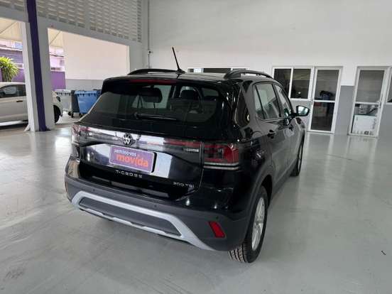 VOLKSWAGEN-T-CROSS-2025