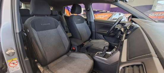VOLKSWAGEN-T-CROSS-1.0 200 TSI TOTAL FLEX AUTOMÁTICO VOLKSWAGEN-T-CROSS-2025