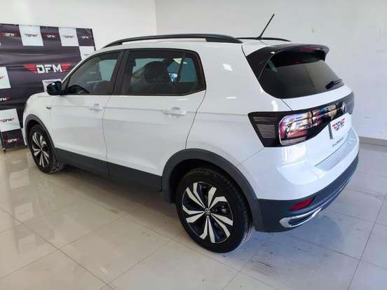 VOLKSWAGEN-T-CROSS-1.0 200 TSI TOTAL FLEX AUTOMÁTICO VOLKSWAGEN-T-CROSS-2025