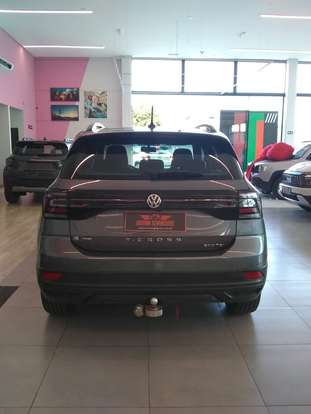 VOLKSWAGEN-T-CROSS-2020