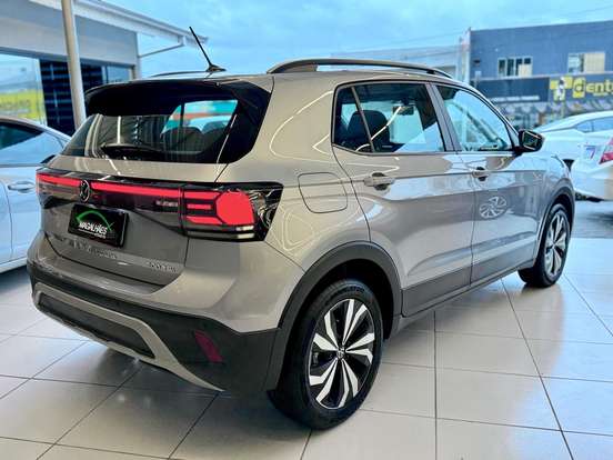 VOLKSWAGEN-T-CROSS-1.0 200 TSI TOTAL FLEX AUTOMÁTICO VOLKSWAGEN-T-CROSS-2025