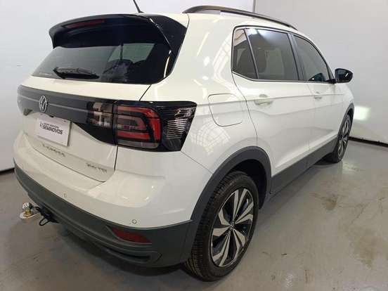VOLKSWAGEN-T-CROSS-1.0 200 TSI TOTAL FLEX AUTOMÁTICO VOLKSWAGEN-T-CROSS-2023