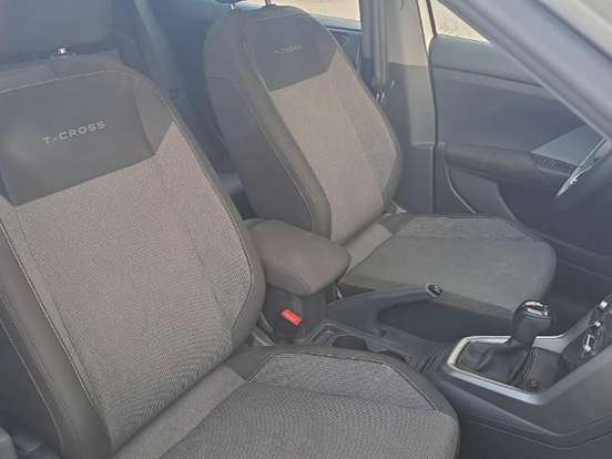 VOLKSWAGEN-T-CROSS-1.0 200 TSI TOTAL FLEX AUTOMÁTICO VOLKSWAGEN-T-CROSS-2025