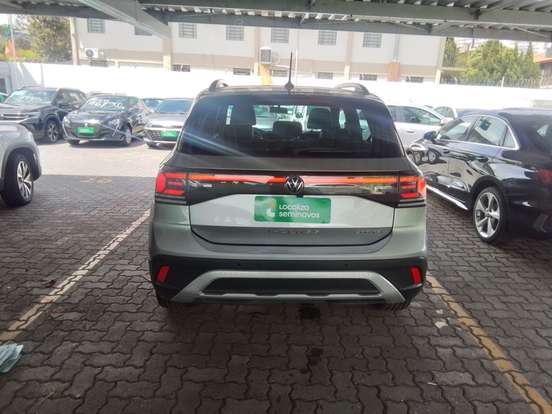 VOLKSWAGEN-T-CROSS-2024