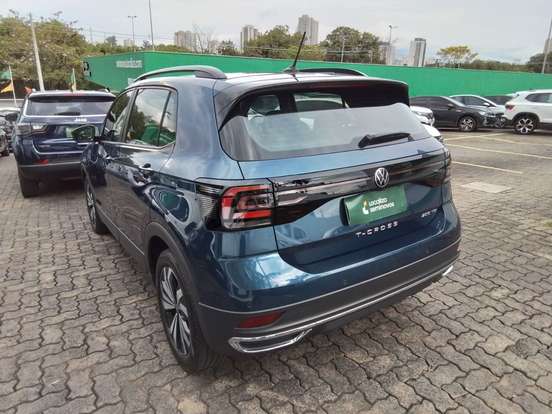 VOLKSWAGEN-T-CROSS-2024