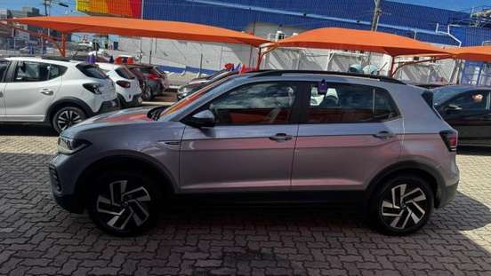 VOLKSWAGEN-T-CROSS-2024