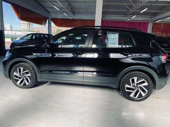 VOLKSWAGEN-T-CROSS-1.0 200 TSI TOTAL FLEX COMFORTLINE AUTOMÁTICO VOLKSWAGEN-T-CROSS-2025