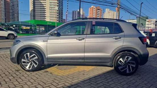 VOLKSWAGEN-T-CROSS-2025