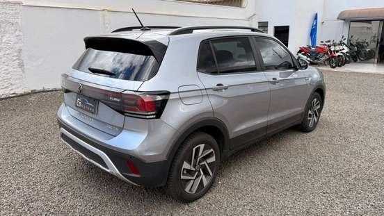 VOLKSWAGEN-T-CROSS-2024