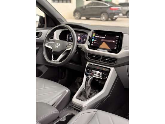 VOLKSWAGEN-T-CROSS-2025