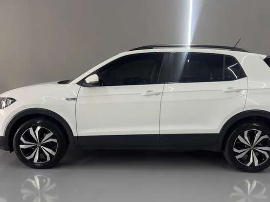 VOLKSWAGEN-T-CROSS-1.0 200 TSI TOTAL FLEX COMFORTLINE AUTOMÁTICO VOLKSWAGEN-T-CROSS-2024