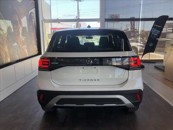 VOLKSWAGEN-T-CROSS-2026