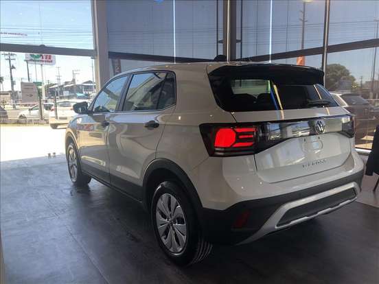 VOLKSWAGEN-T-CROSS-2026