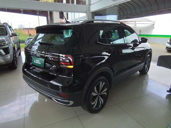 VOLKSWAGEN-T-CROSS-2024