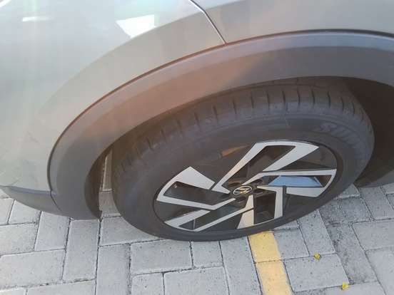 VOLKSWAGEN-T-CROSS-2025