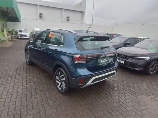 VOLKSWAGEN-T-CROSS-2025