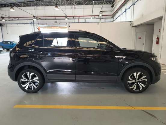 VOLKSWAGEN-T-CROSS-1.4 250 TSI TOTAL FLEX HIGHLINE AUTOMÁTICO VOLKSWAGEN-T-CROSS-2024