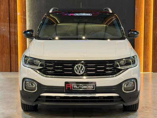 VOLKSWAGEN-T-CROSS-2020