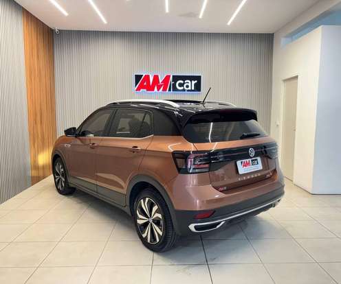 VOLKSWAGEN-T-CROSS-2019