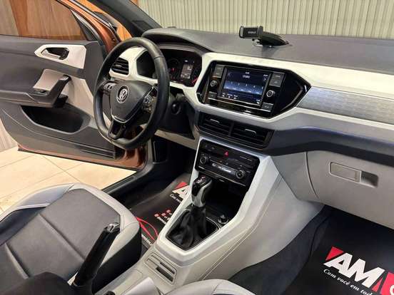VOLKSWAGEN-T-CROSS-1.4 250 TSI TOTAL FLEX HIGHLINE AUTOMÁTICO VOLKSWAGEN-T-CROSS-2019