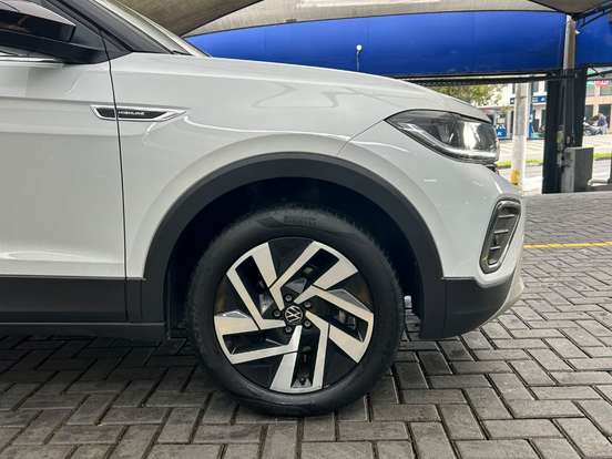 VOLKSWAGEN-T-CROSS-1.4 250 TSI TOTAL FLEX HIGHLINE AUTOMÁTICO VOLKSWAGEN-T-CROSS-2024