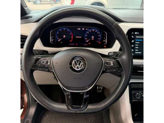 VOLKSWAGEN-T-CROSS-2020