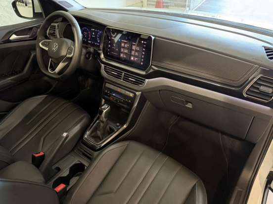 VOLKSWAGEN-T-CROSS-2024
