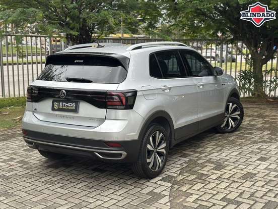 VOLKSWAGEN-T-CROSS-2021
