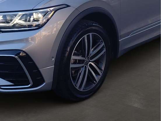 VOLKSWAGEN-TIGUAN-2024