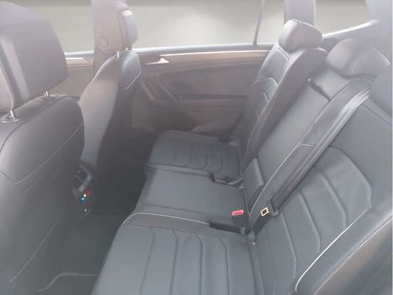 VOLKSWAGEN-TIGUAN-2.0 300 TSI GASOLINA ALLSPACE R-LINE AUTOMÁTICO VOLKSWAGEN-TIGUAN-2024