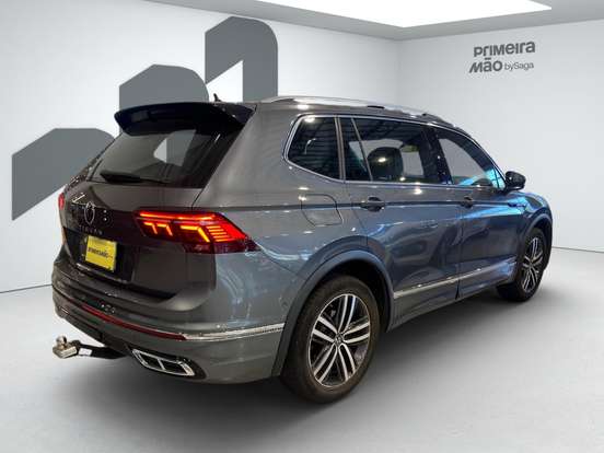 VOLKSWAGEN-TIGUAN-2023