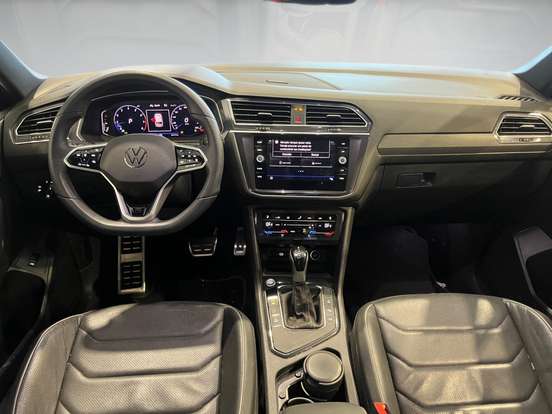 VOLKSWAGEN-TIGUAN-2023