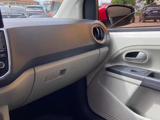 VOLKSWAGEN-UP-1.0 MPI MOVE UP 12V FLEX 4P AUTOMATIZADO VOLKSWAGEN-UP-2017