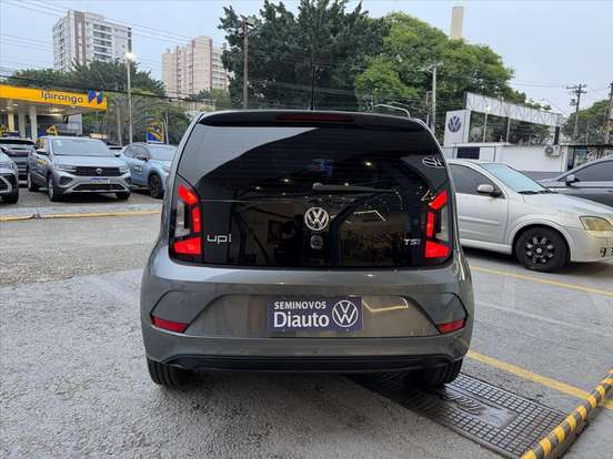 VOLKSWAGEN-UP-2017