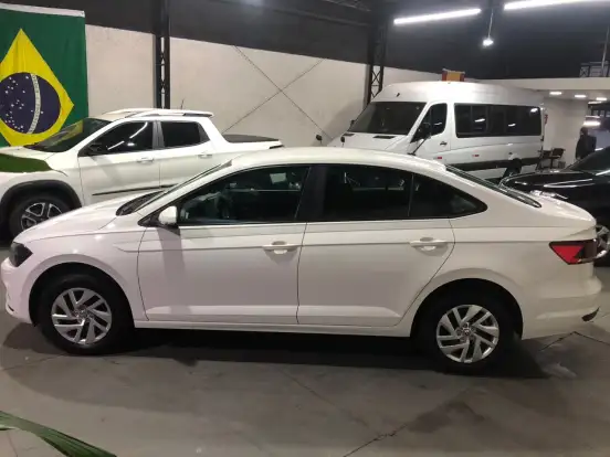 VOLKSWAGEN-VIRTUS-2021
