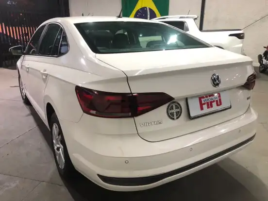 VOLKSWAGEN-VIRTUS-2021