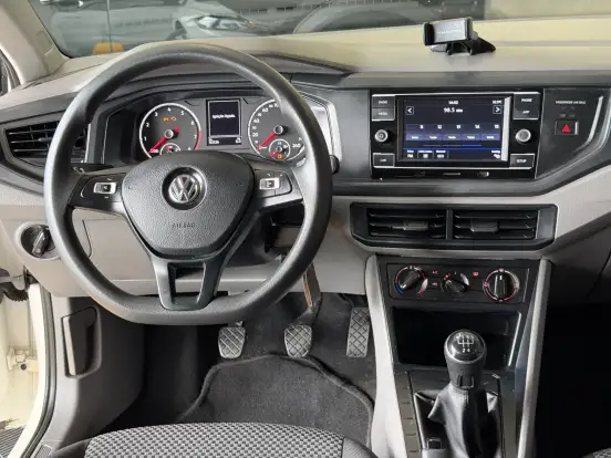 VOLKSWAGEN-VIRTUS-1.6 MSI TOTAL FLEX MANUAL VOLKSWAGEN-VIRTUS-2019