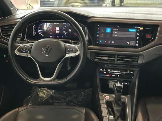 VOLKSWAGEN-VIRTUS-2024