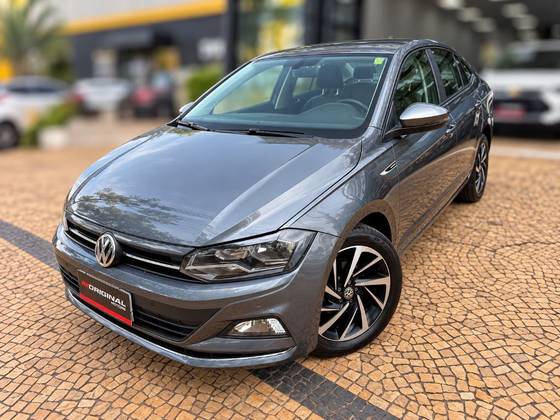 VOLKSWAGEN VIRTUS 1.0 200 TSI HIGHLINE AUTOMÁTICO