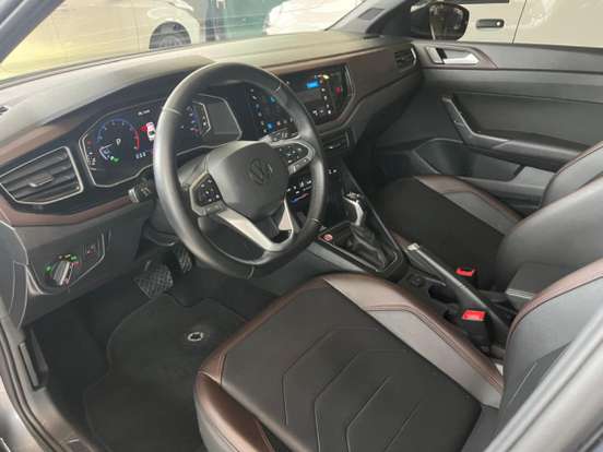 VOLKSWAGEN-VIRTUS-2024