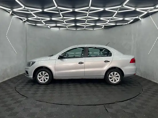 VOLKSWAGEN-VOYAGE-2021