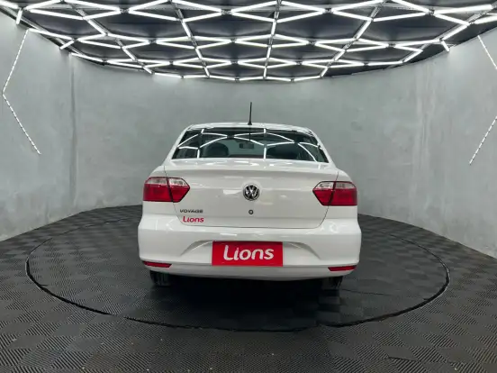 VOLKSWAGEN-VOYAGE-2023