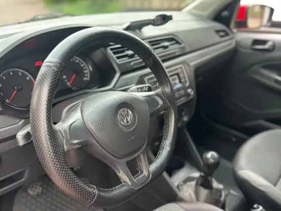 VOLKSWAGEN-VOYAGE-1.0 12V MPI TOTALFLEX 4P MANUAL VOLKSWAGEN-VOYAGE-2020