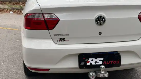 VOLKSWAGEN-VOYAGE-2022