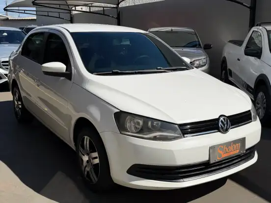 VOLKSWAGEN-VOYAGE-2013