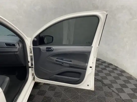 VOLKSWAGEN-VOYAGE-2021