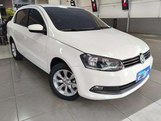 VOLKSWAGEN-VOYAGE-2013