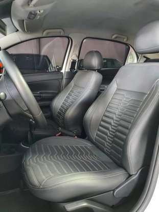 VOLKSWAGEN-VOYAGE-2013